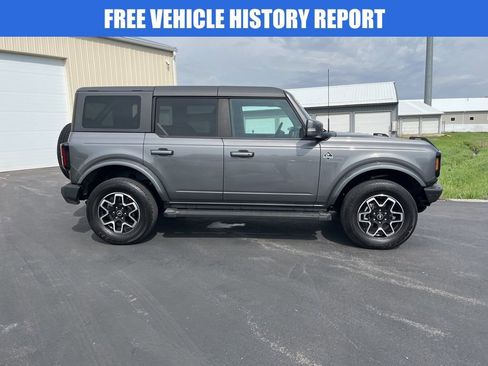 Used 2023 Ford Bronco Outer Banks AWD/4WD image 3