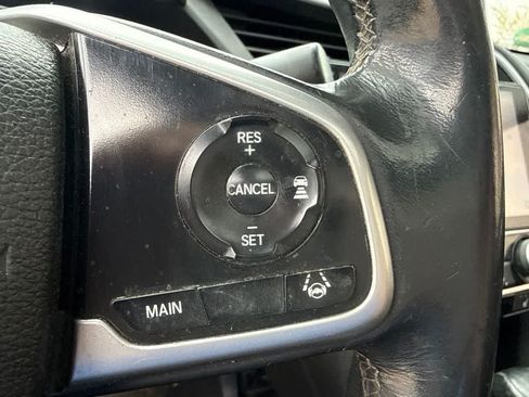 Used 2019 Honda Civic EX image 12