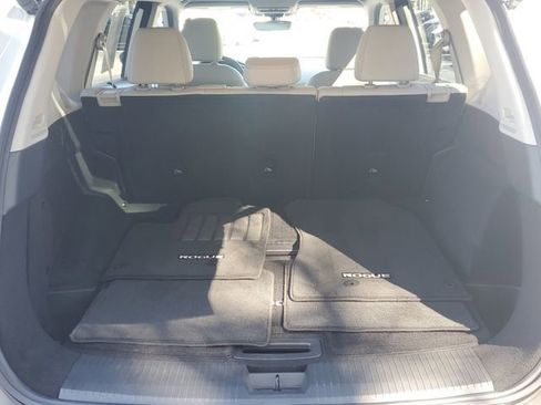 Certified 2023 Nissan Rogue SL w/ SL Premium Package image 6