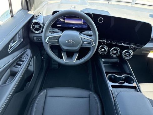New 2025 Chevrolet Blazer EV LT image 14
