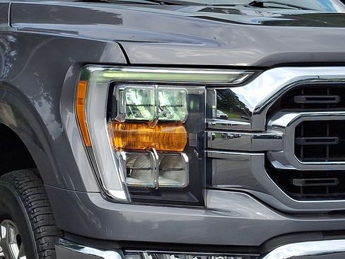 Used 2021 Ford F150 XLT w/ Equipment Group 302A High AWD/4WD image 9