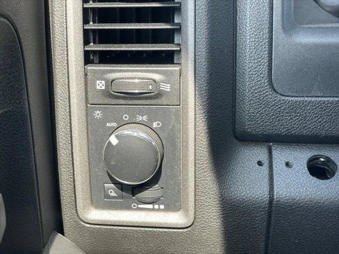 Certified 2022 RAM 1500 Tradesman w/ Chrome Appearance Group AWD/4WD image 45