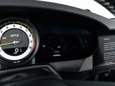 Used 2024 Porsche 911 GT3 image 31