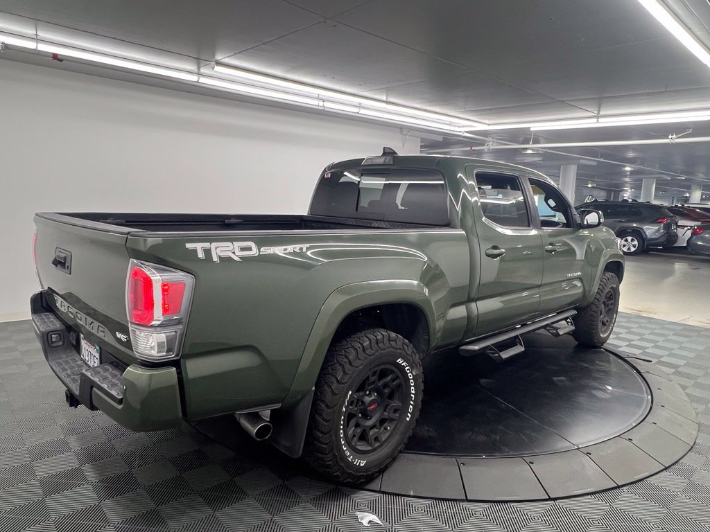 Used 2021 Toyota Tacoma TRD Sport w/ Technology Package RWD image 5