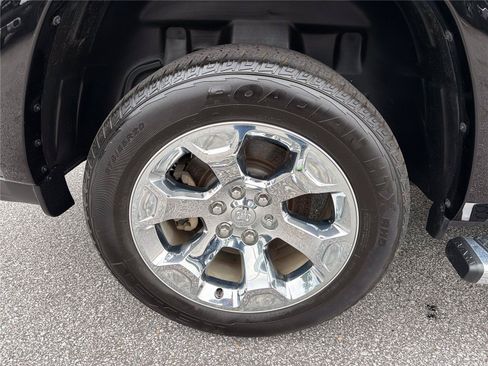 Used 2025 RAM 1500 Big Horn AWD/4WD image 16