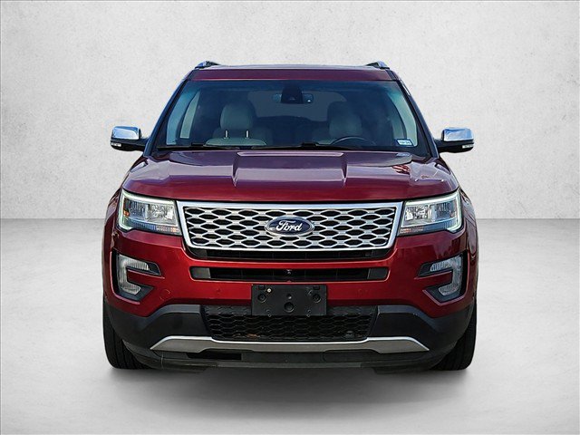 Used 2017 Ford Explorer Platinum AWD/4WD image 2