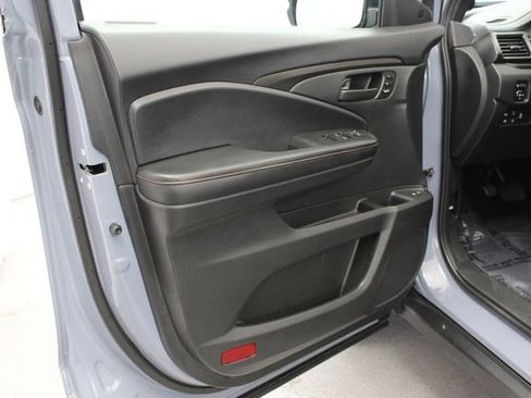 Used 2024 Honda Passport TrailSport image 13