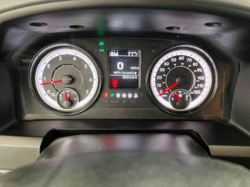 Used 2019 RAM 1500 Express w/ Express Value Package AWD/4WD image 15