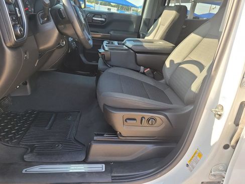 Used 2022 Chevrolet Silverado 1500 LT RWD image 17