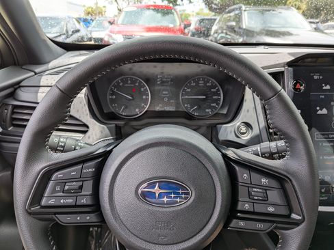 Used 2025 Subaru Forester Premium AWD/4WD image 27