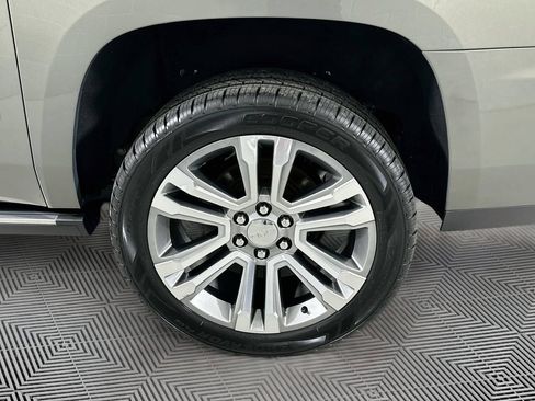 Used 2018 GMC Yukon XL Denali w/ Denali Ultimate Package AWD/4WD image 26