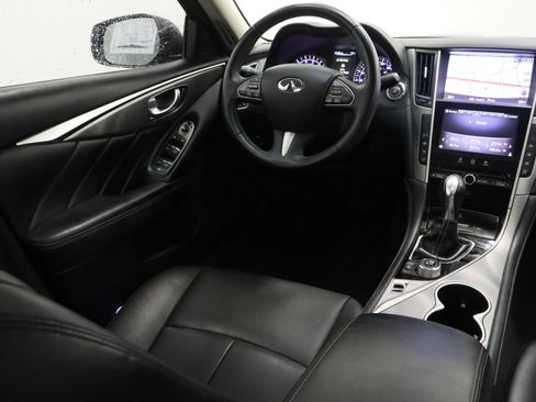 Used 2017 INFINITI Q50 Signature Edition RWD image 30