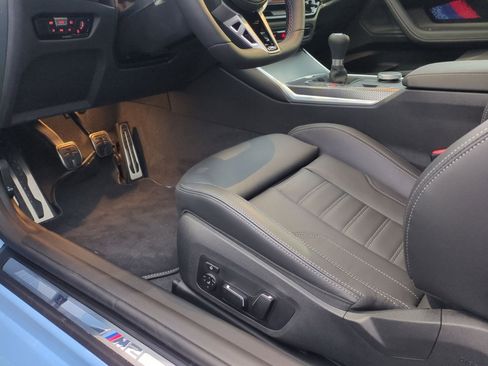 Used 2025 BMW M2 w/ Lighting Package image 17