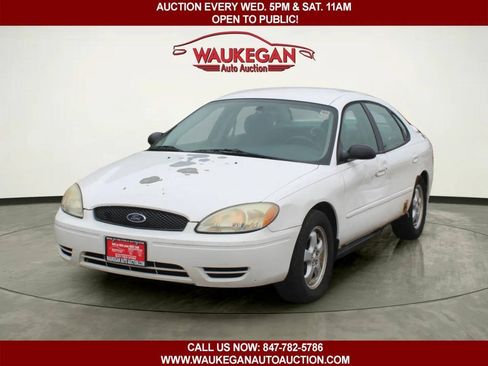 Used 2007 Ford Taurus SE FWD image 1