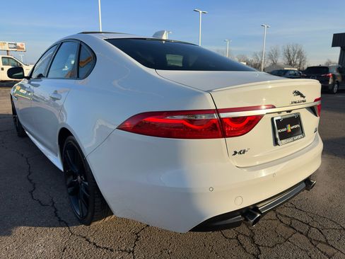 Used 2016 Jaguar XF R-Sport image 7