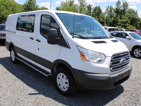 Used 2017 Ford Transit 250 130 Low Roof w/ Exterior Upgrade Package RWD image 4
