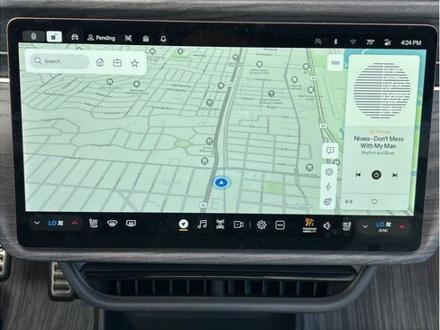 Used 2022 Rivian R1T Adventure AWD/4WD image 15