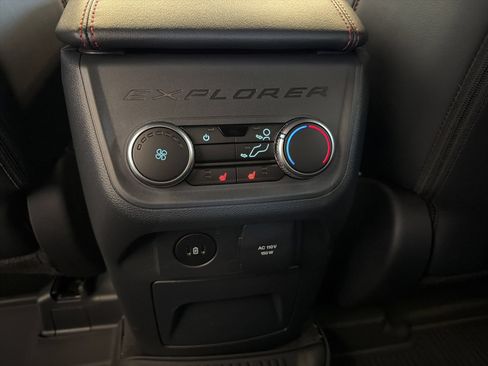 New 2026 Ford Explorer ST-Line w/ ST-Line Street Pack AWD/4WD image 17