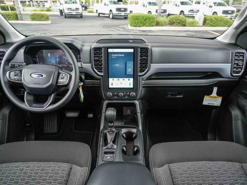 Used 2025 Ford Ranger XL w/ Trailer Tow Package RWD image 12