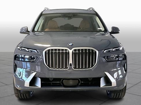 New 2026 BMW X7 xDrive40i image 3