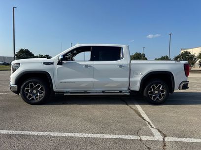 New 2026 GMC Sierra 1500 SLT w/ SLT Premium Plus Package
