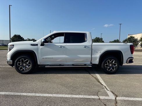 New 2026 GMC Sierra 1500 SLT w/ SLT Premium Plus Package AWD/4WD image 3