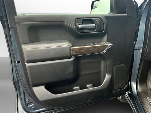 Used 2021 Chevrolet Silverado 1500 LT image 25