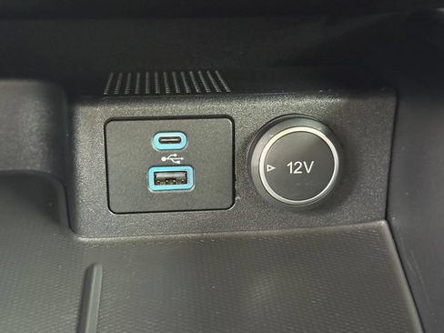 Used 2021 Ford Escape SEL w/ SEL Stealth AWD Package image 17