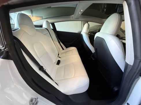 Used 2023 Tesla Model 3 Standard Range RWD image 26