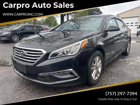 Used 2015 Hyundai Sonata SE image 1