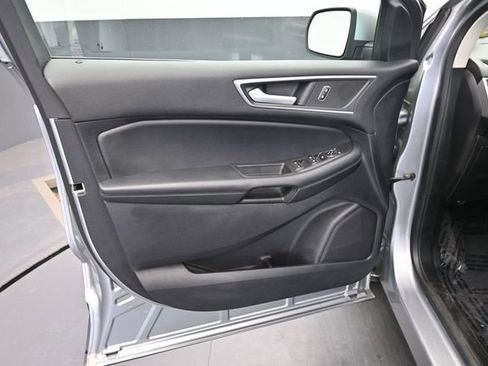 Used 2021 Ford Edge SEL w/ Convenience Package FWD image 19