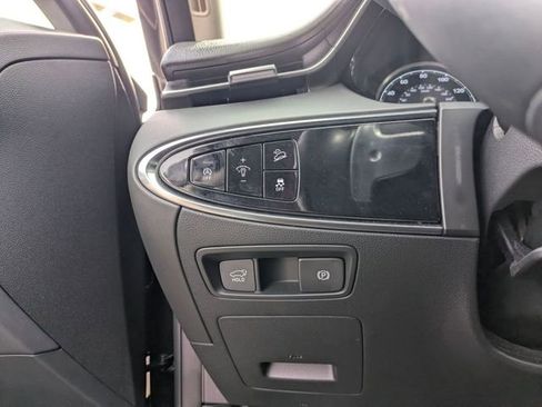 Used 2025 Genesis GV70 2.5T image 16