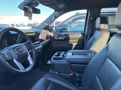 Used 2025 GMC Sierra 1500 SLT image 8
