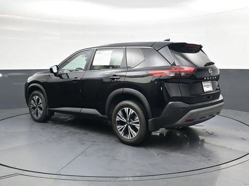 Used 2023 Nissan Rogue SV FWD image 7