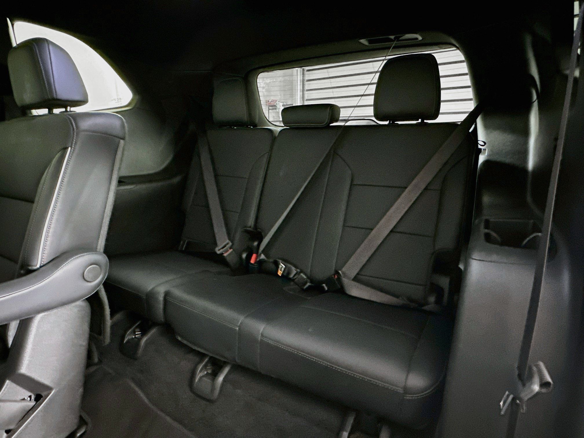 Used 2025 Buick Enclave Preferred FWD image 30