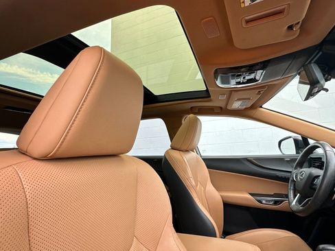 Certified 2022 Lexus NX 350h AWD w/ Vision Package image 17