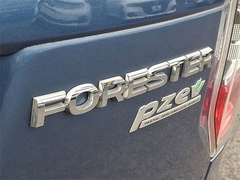 Used 2015 Subaru Forester 2.5i Premium w/ All-Weather Package image 31