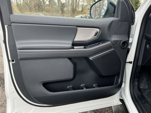 New 2025 Ford Expedition Max Active image 14