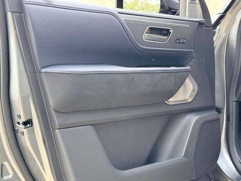 New 2026 INFINITI QX80 4WD w/ Sport Exterior Package image 24