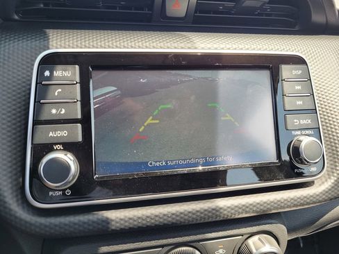 New 2025 Nissan Kicks Play S image 9