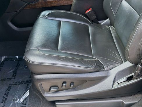 Used 2020 Chevrolet Tahoe LT image 15