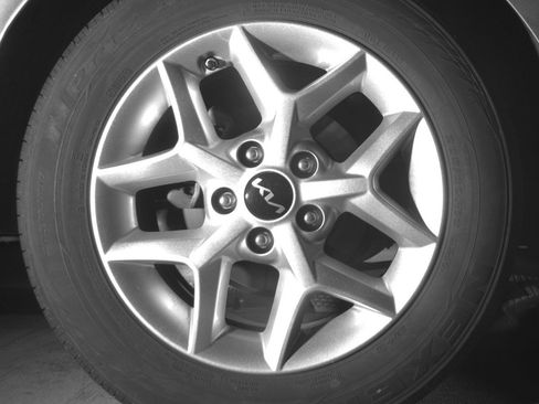 Used 2025 Kia Soul LX w/ LX Technology Package FWD image 22