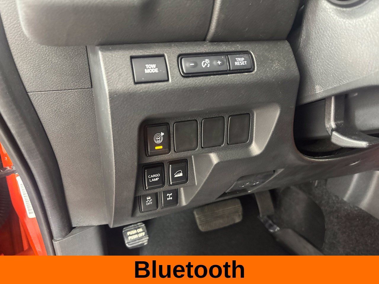 Used 2025 Nissan Frontier PRO-4X w/ Interior Protection Package AWD/4WD image 11