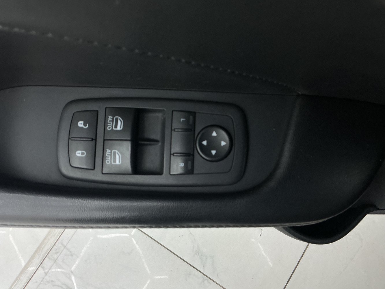 Used 2016 Dodge Challenger SXT Plus RWD image 35
