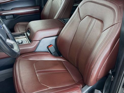 Used 2024 Ford Expedition Max Limited image 27