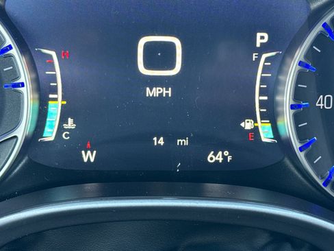 New 2026 Chrysler Pacifica Select image 27