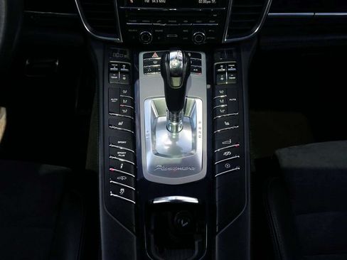 Used 2013 Porsche Panamera GTS AWD/4WD image 26
