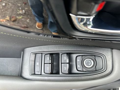 Used 2025 Subaru Outback Onyx Edition XT image 19