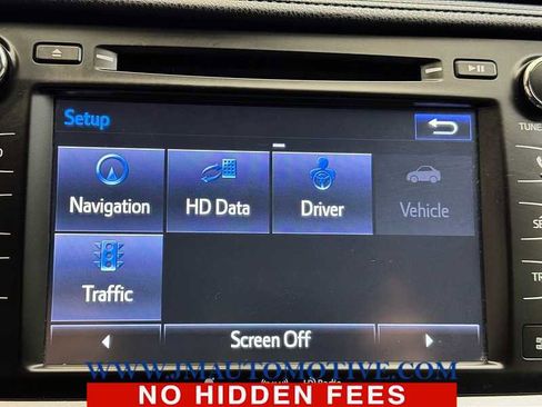 Used 2018 Toyota Highlander XLE image 32