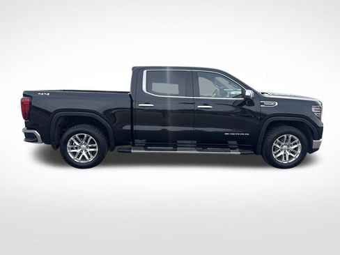 Certified 2022 GMC Sierra 1500 SLT w/ SLT Premium Plus Package AWD/4WD image 4